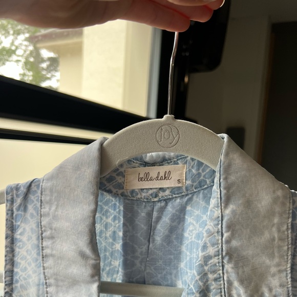 BELLA DAHL TOP!! - Picture 3 of 3